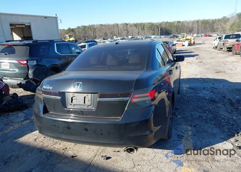 2011 Honda Accord 2.4 Ex-L из США, поврежденный, VIN 1HGCP2F82BA013221
